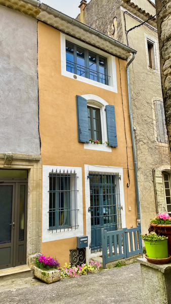 Maison à vendre à Céreste, Alpes-de-Haute-Provence - 199 900 € - photo 1