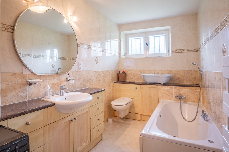 French property for sale in Bars, Dordogne - €255,000 - photo 6