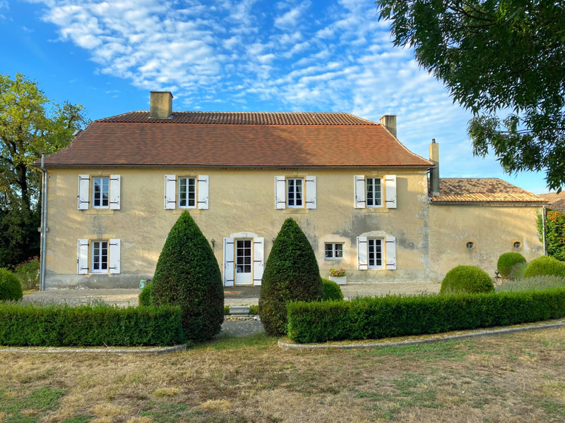 House for sale in Bergerac Dordogne Exquisite Maison de Maitre with