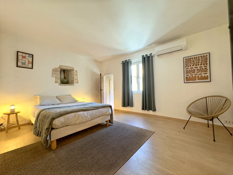 French property for sale in Saint-Rémy-de-Provence, Bouches-du-Rhône - €595,000 - photo 4