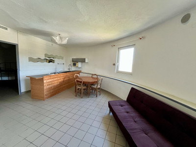 French property for sale in Le Chambon-Feugerolles, Loire - €294,000 - photo 2