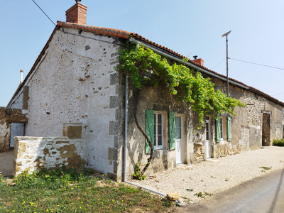 French property for sale in Savigné, Vienne - €159,500 - photo 11