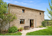 Propriété à vendre à Poursac, Charente - 324 995 € - photo n°7