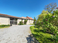 Maison à vendre à Sammarçolles, Vienne - 267.500 € - photo 1