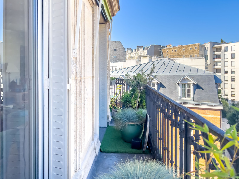French property for sale in Paris 16e Arrondissement, Paris - €1,650,000