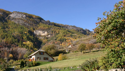 Maison à vendre à L'Argentière-la-Bessée, Hautes-Alpes, PACA, avec Leggett Immobilier