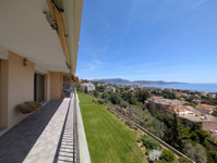 Propriété à vendre à Nice, Alpes-Maritimes - 645 000 € - photo n°2