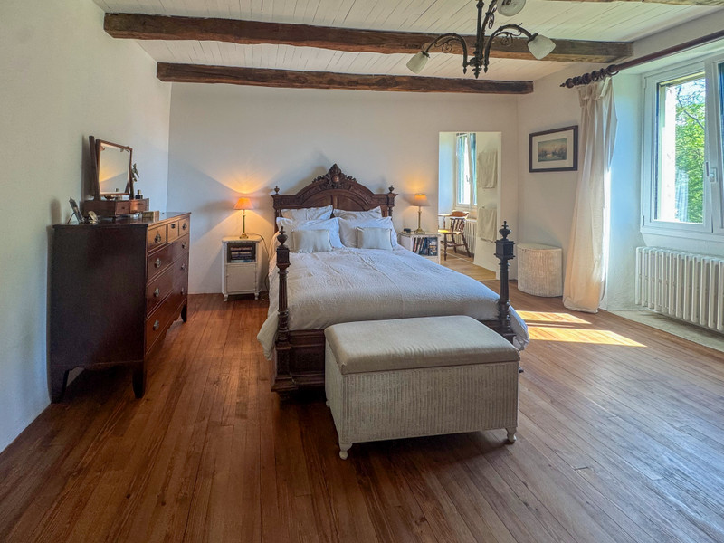 French property for sale in Montcuq-en-Quercy-Blanc, Lot - €349,000 - photo 9