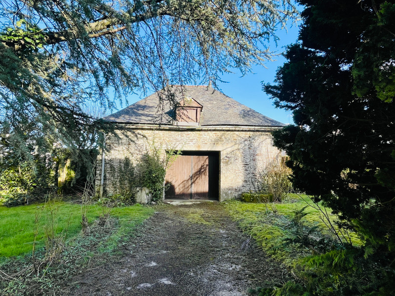 French property for sale in Saint-Cyr-en-Pail, Mayenne - €196,000 - photo 9