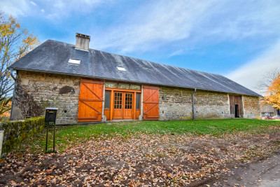 Maison à vendre à Viam, Corrèze, Limousin, avec Leggett Immobilier