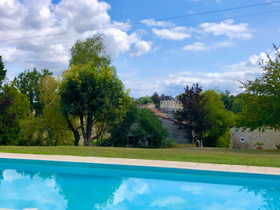 French property for sale in Vendoire, Dordogne - €162,000 - photo 2