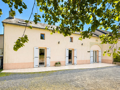 Maison à vendre à Monts-sur-Guesnes, Vienne, Poitou-Charentes, avec Leggett Immobilier