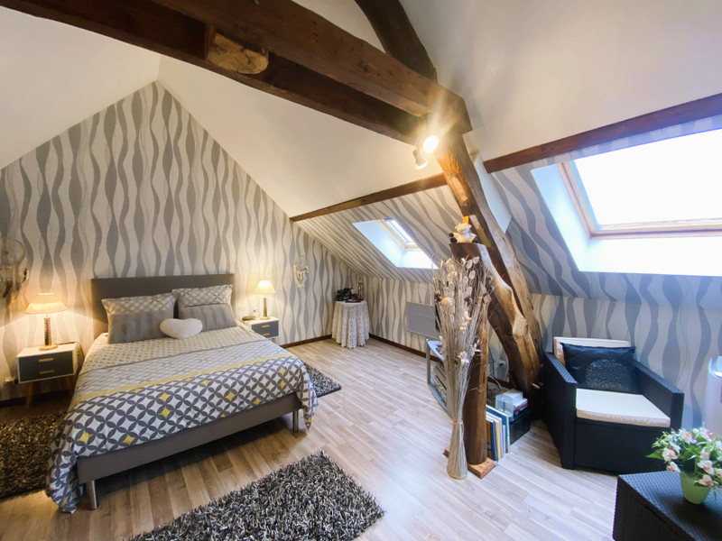 French property for sale in Mesples, Allier - €150,965 - photo 2