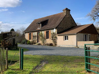 Maison à vendre à Saint-Yrieix-la-Perche, Haute-Vienne - 199.950 € - photo 2