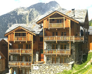 Propriété à vendre à Sainte-Foy-Tarentaise, Savoie - 1 400 000 € - photo n°1