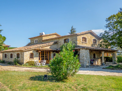 LA-BEGUDE-DE-MAZENC, Provence, 18th century Mas, 419 M2, swimming pool, 1,7 ha of land, magnificent views