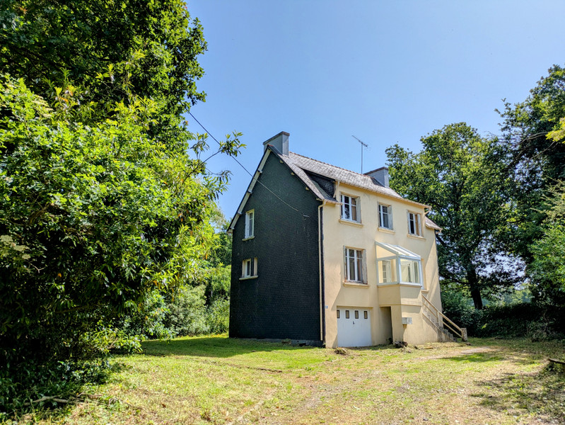 French property for sale in Maël-Carhaix, Côtes-d'Armor - €127,500 - photo 0
