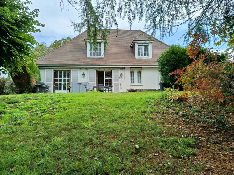 French property for sale in Laurière, Haute-Vienne - €235,400 - photo 0