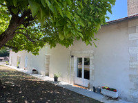 Propriété à vendre à Brie-sous-Chalais, Charente - 235 400 € - photo n°2