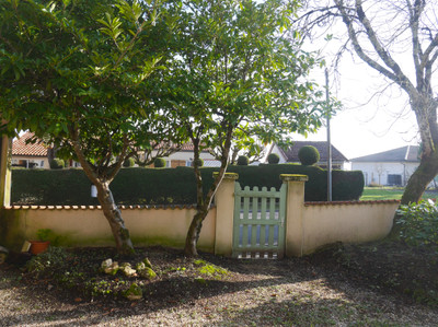 French property for sale in Montmoreau, Charente - €184,782 - photo 6