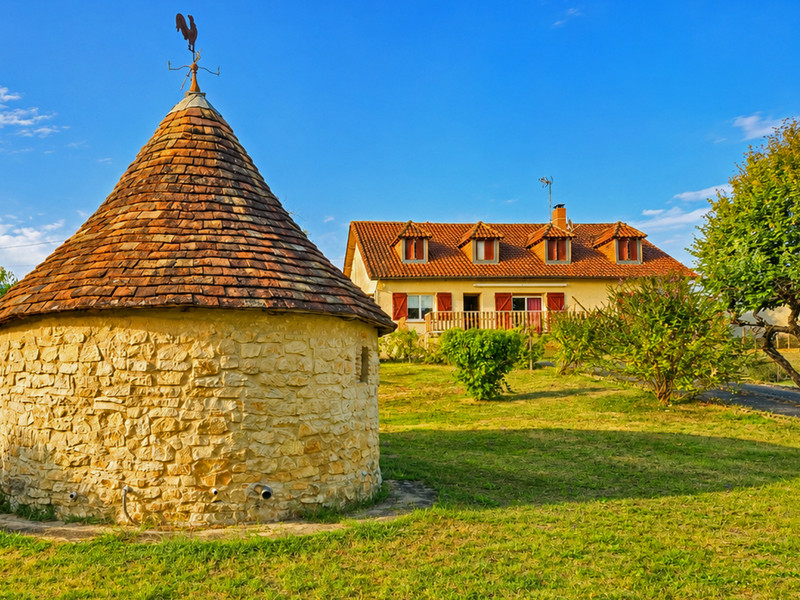 French property for sale in Cubjac, Dordogne - €225,000 - photo 0