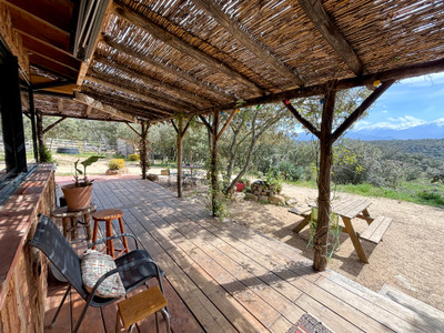 Maison à vendre à Montalba-le-Château, Pyrénées-Orientales, Languedoc-Roussillon, avec Leggett Immobilier