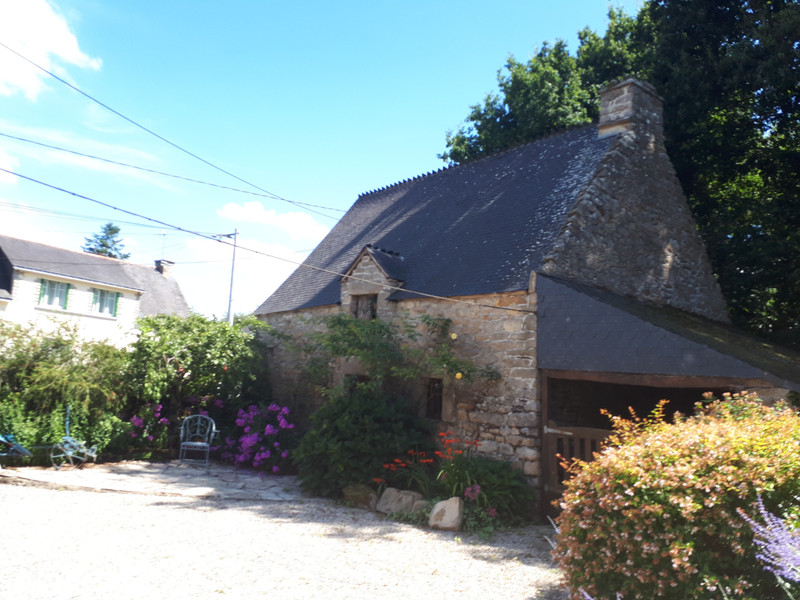 French property for sale in Saint-Servant, Morbihan - €250,000 - photo 2