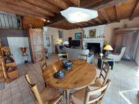 Maison à vendre à Angoulême, Charente - 399.900 € - photo 4