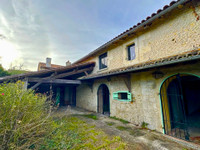 Immeuble à vendre à Neuvic, Dordogne - 235.400 € - photo 2