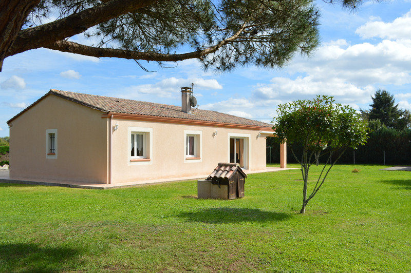 French property for sale in Lédat, Lot-et-Garonne - €246,100 - photo 1