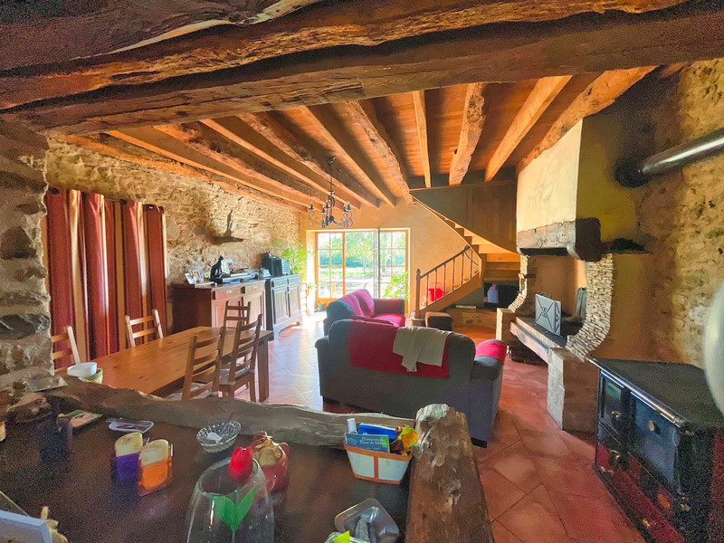 French property for sale in Saint-Jory-de-Chalais, Dordogne - €205,070 - photo 3