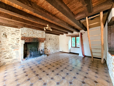 French property for sale in Saint-Saud-Lacoussière, Dordogne - €85,000 - photo 2