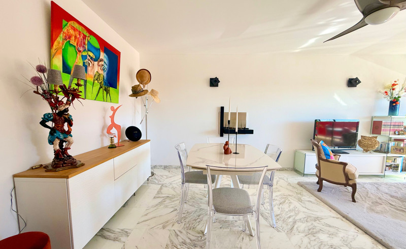 French property for sale in Antibes, Alpes-Maritimes - €395,000 - photo 2