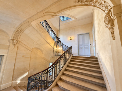 French property for sale in Paris 3e Arrondissement, Paris - €4,380,000 - photo 13