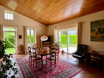 French property for sale in Jarnac, Charente - €472,500 - photo 3