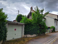 Maison à vendre à Luzy, Nièvre - 80.000 € - photo 10