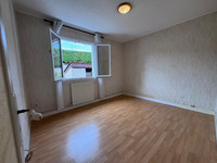 Propriété à vendre à Saint-Séverin, Charente - 152 600 € - photo n°5
