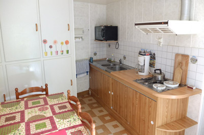 French property for sale in Plélauff, Côtes-d'Armor - €77,000 - photo 3