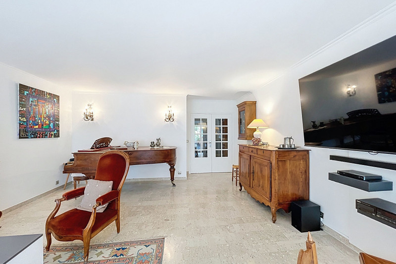 French property for sale in Nice, Alpes-Maritimes - €595,000 - photo 1