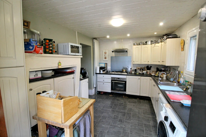 French property for sale in L'Hermenault, Vendée - €225,000 - photo 3