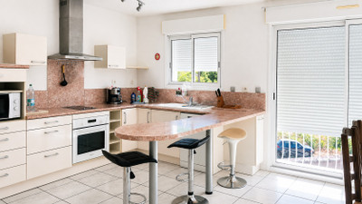French property for sale in Pardailhan, Hérault - €290,000 - photo 4