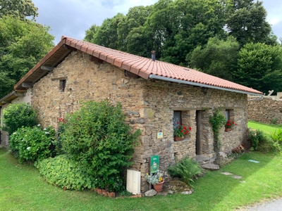 Maison à vendre à Champagnac-la-Rivière, Haute-Vienne, Limousin, avec Leggett Immobilier
