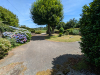 Maison à vendre à Saint-Thégonnec Loc-Eguiner, Finistère - 172.800 € - photo 2