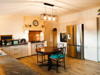 Chateau à vendre à Taugon, Charente-Maritime - 488.250 € - photo 3