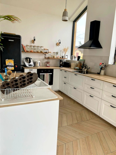 French property for sale in Saint-Germain-du-Puch, Gironde - €399,000 - photo 3