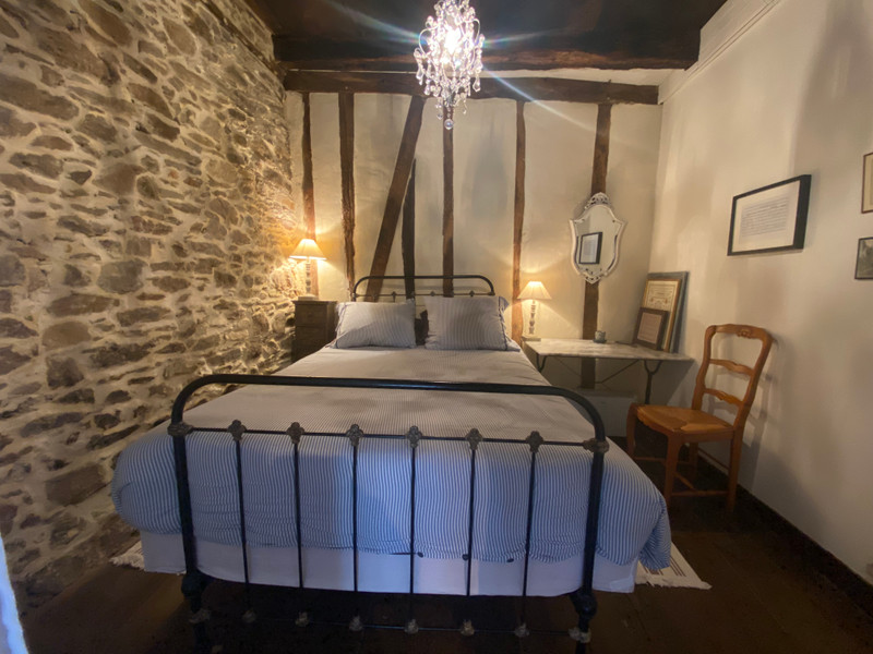 French property for sale in Uzerche, Corrèze - €124,990 - photo 8