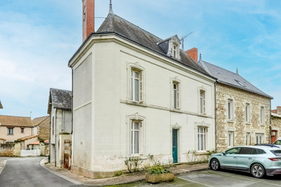 Maison à vendre à Vouneuil-sur-Vienne, Vienne, Poitou-Charentes, avec Leggett Immobilier