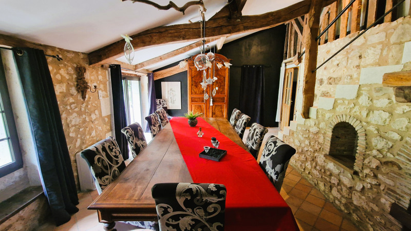 French property for sale in Saint-André-de-Double, Dordogne - €599,000 - photo 2