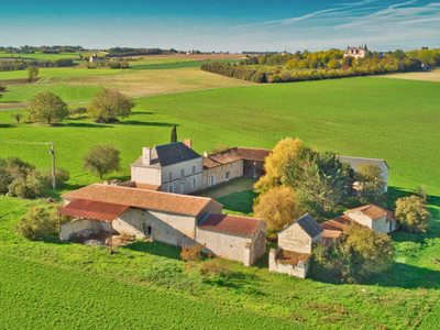Maison à vendre à Prinçay, Vienne, Poitou-Charentes, avec Leggett Immobilier