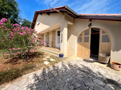 French property for sale in Castelnau-Magnoac, Hautes-Pyrénées - €160,000 - photo 1